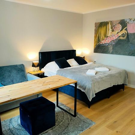 Hugo Vip Apartments Krakow Luaran gambar