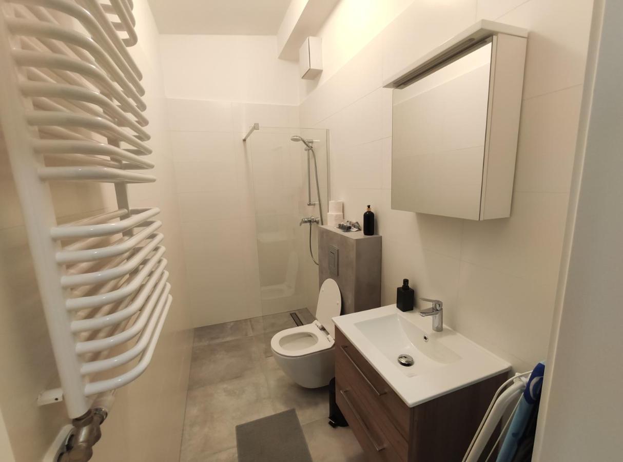 Hugo Vip Apartments Krakow Luaran gambar