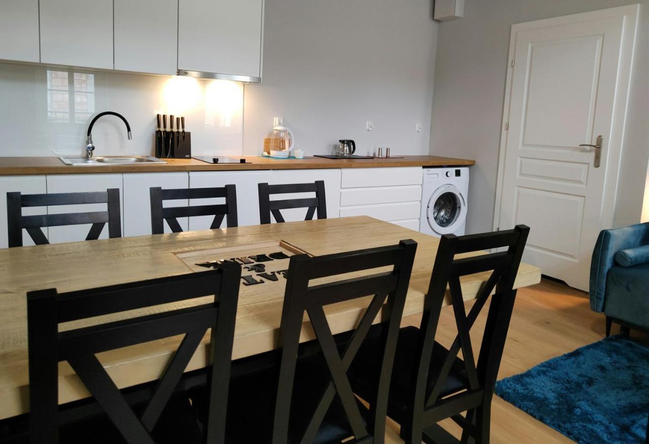 Hugo Vip Apartments Krakow Luaran gambar